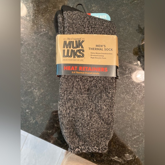Muk Luks Other - NWT MENS MUK LUK THERMAL INSULATED SOCKS HEATHERED BLACK